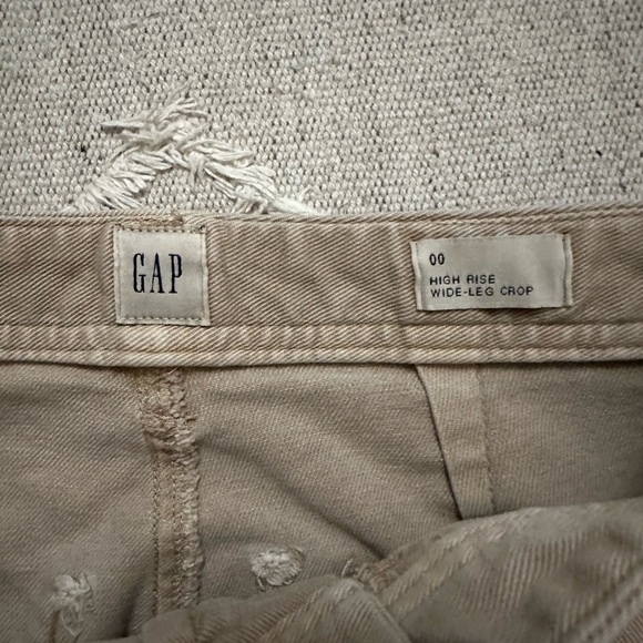 GAP High Rise Wide Leg Crop Khaki Chinos - Picture 3 of 7